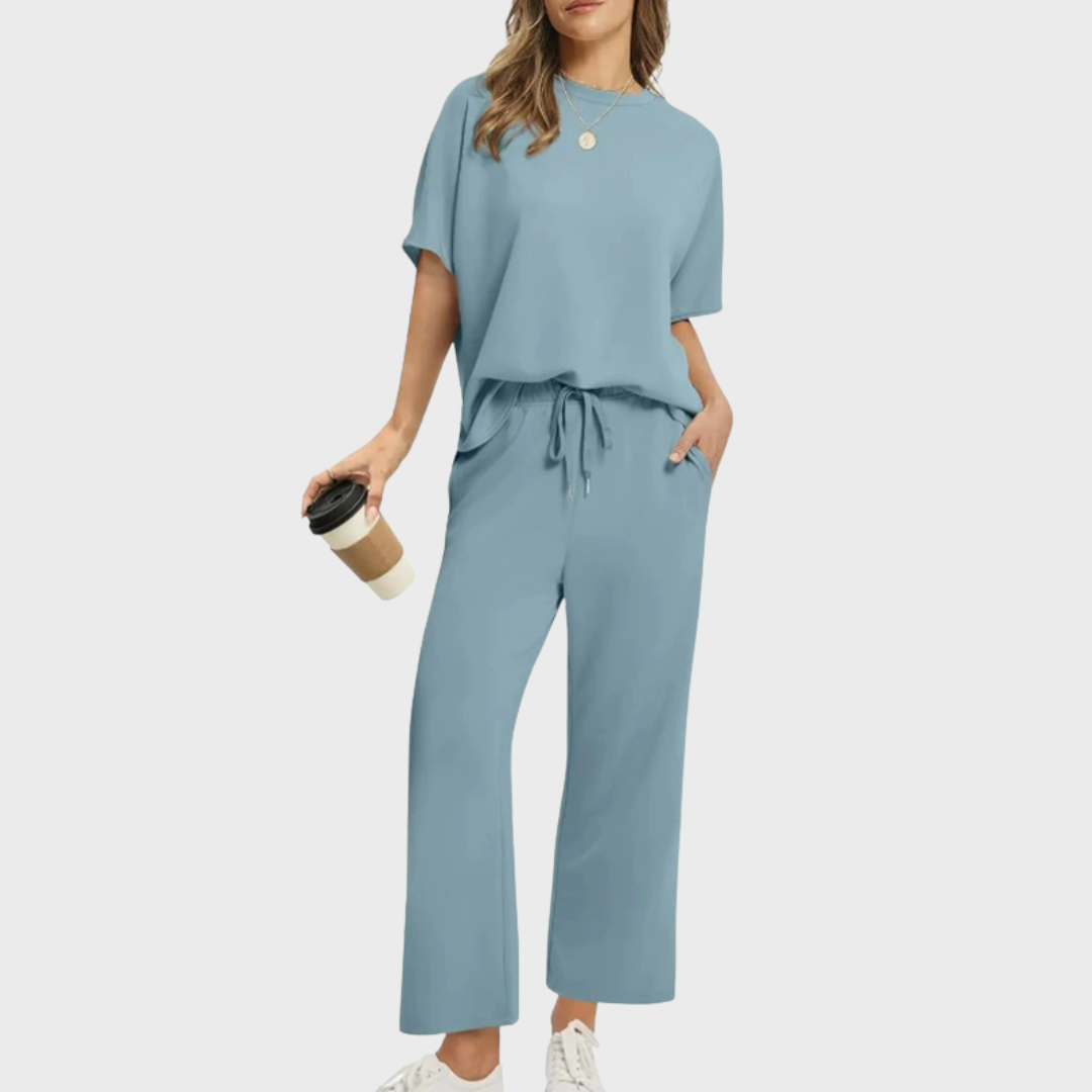 Tyra – Completo di pantaloni morbidi con silhouette rilassata