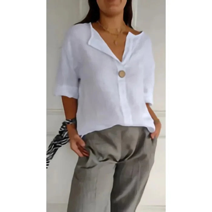 Liv – Camicia di lino rilassata con dettaglio pulsante