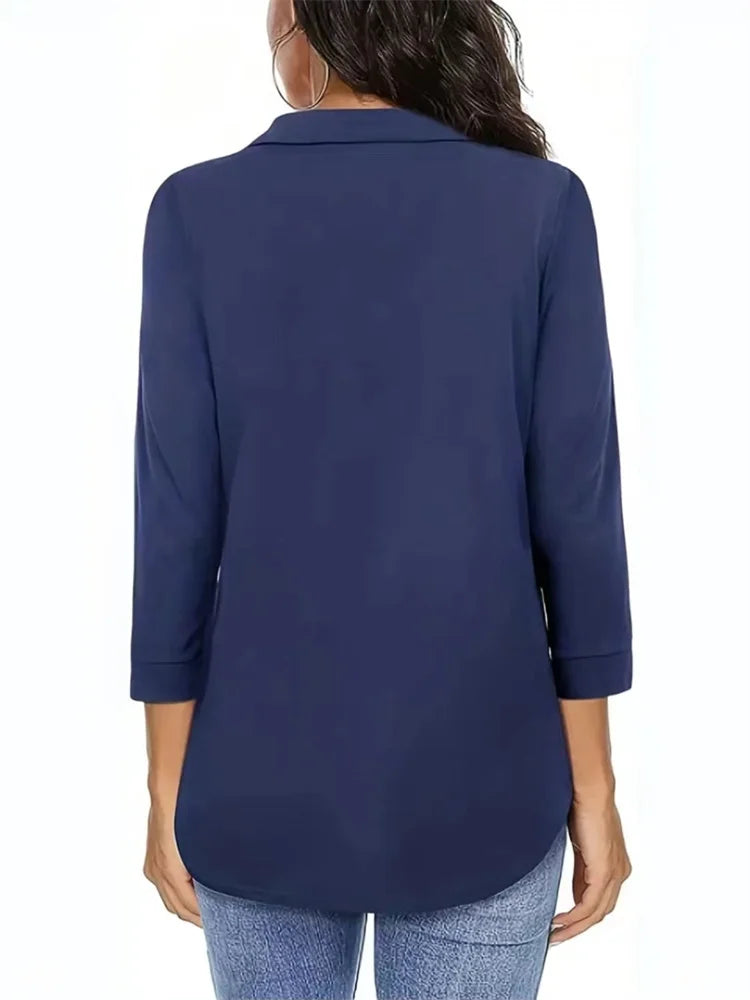 Linnea – Elegante maglietta quotidiana con scollo a V