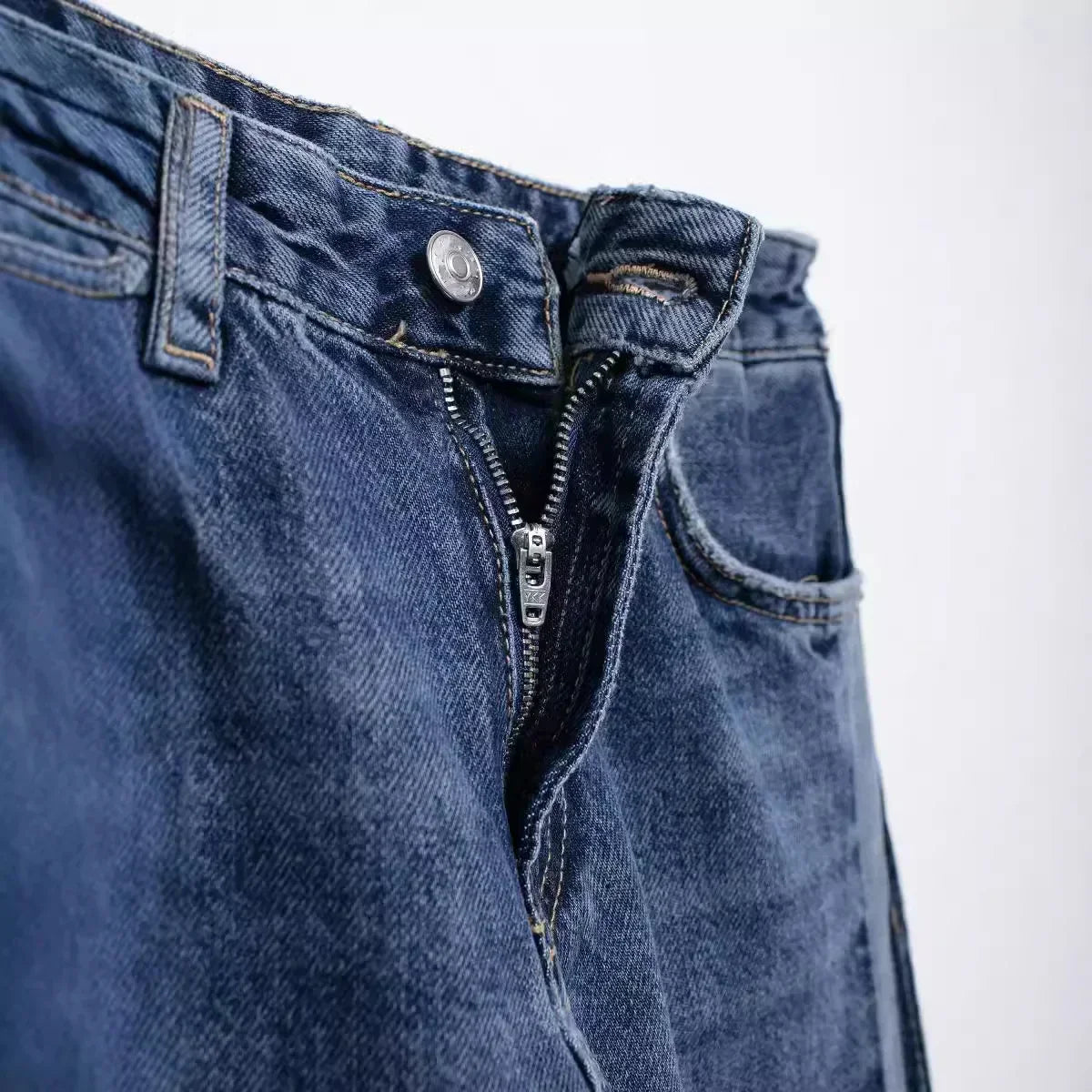 Jeans con Pannelli Largos
