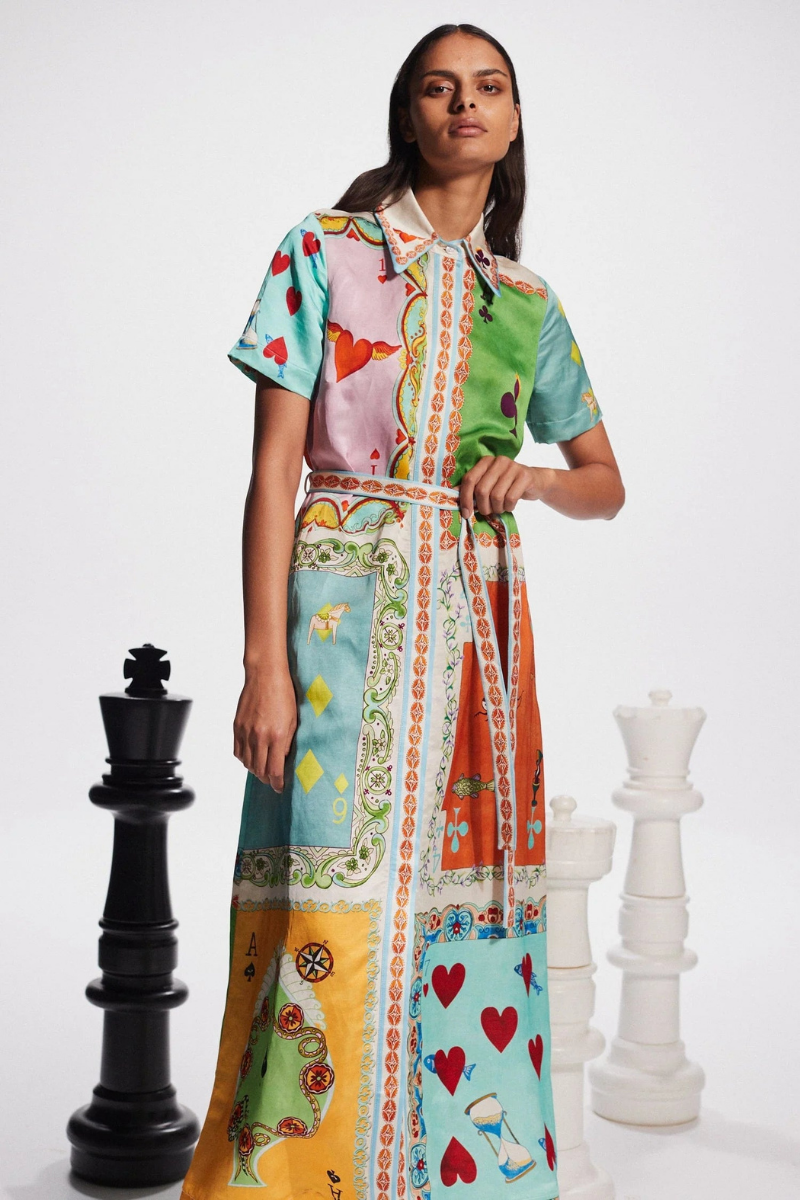 Vestito Maxi Vivienne con Stampa Poker a Maniche Corte