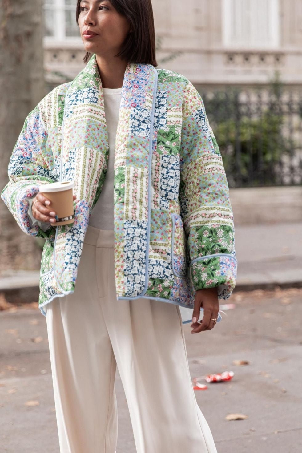 Giacca casual con collo a camicia e motivo floreale