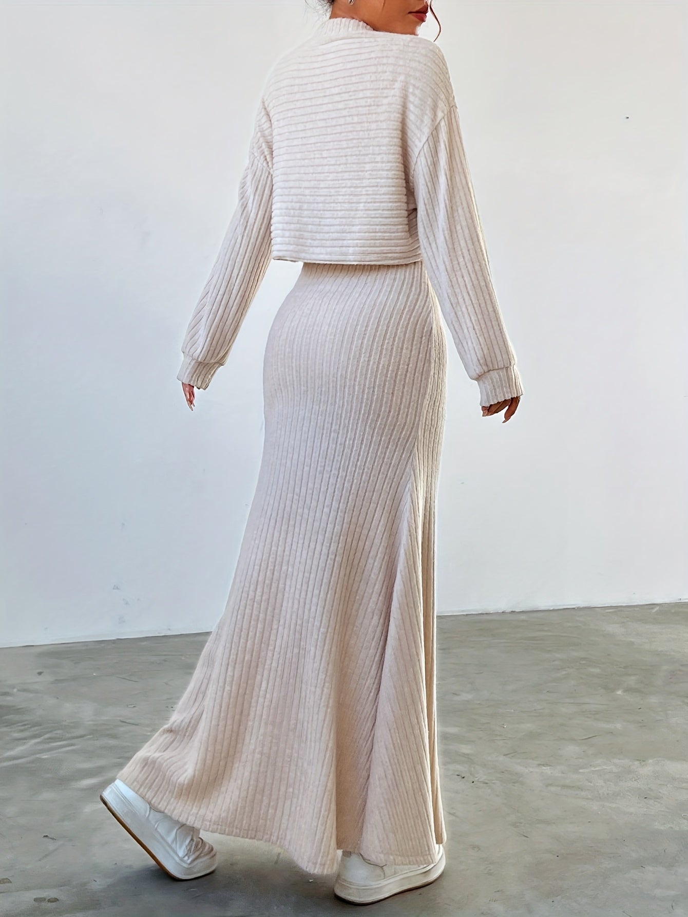 Vestito rilassato da donna + Maglietta gratuita