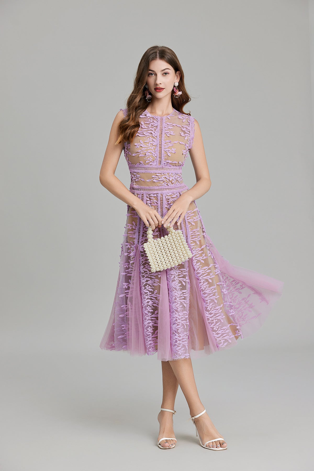 Vestito Midi in Pizzo con Collo Rotondo Maëlle Beige