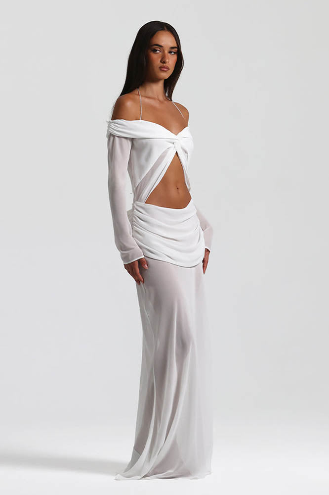 Vestito con scollo a spalle scoperte di grazia al chiaro di luna