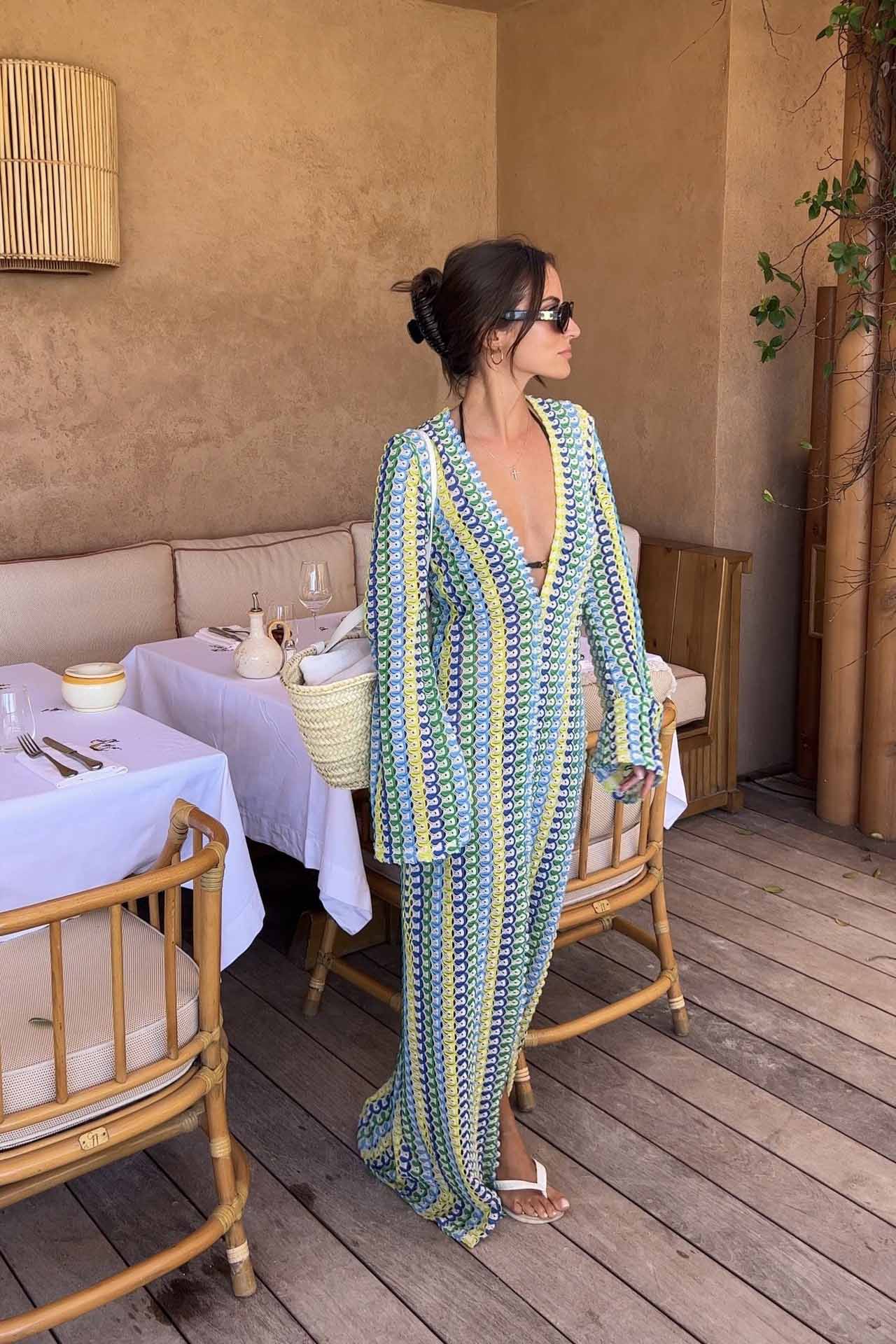 Vestito lungo bohémien con scollo a V, maniche a campana, motivo a onde a righe e crochet per vacanze in spiaggia