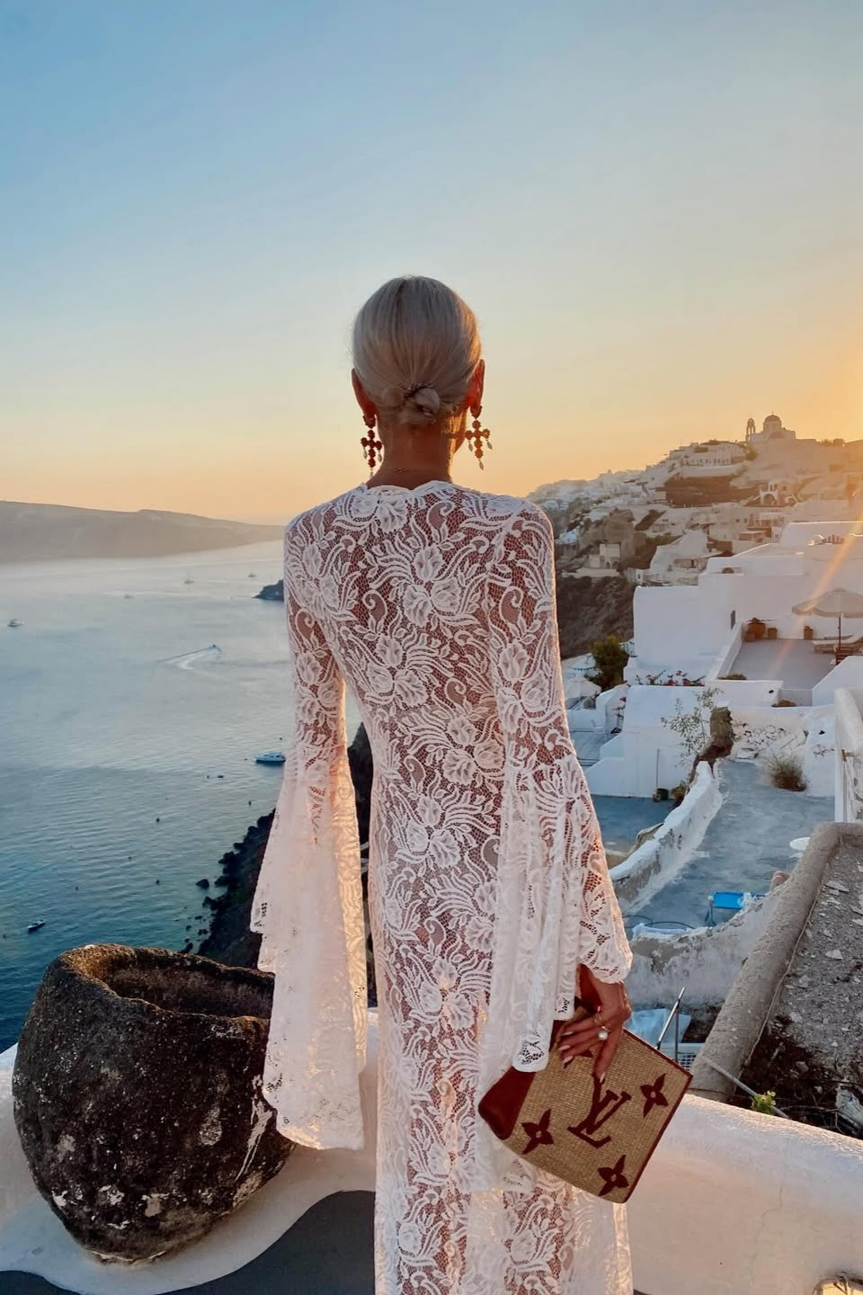 Vestito Maxi con Maniche a Campana in Pizzo
