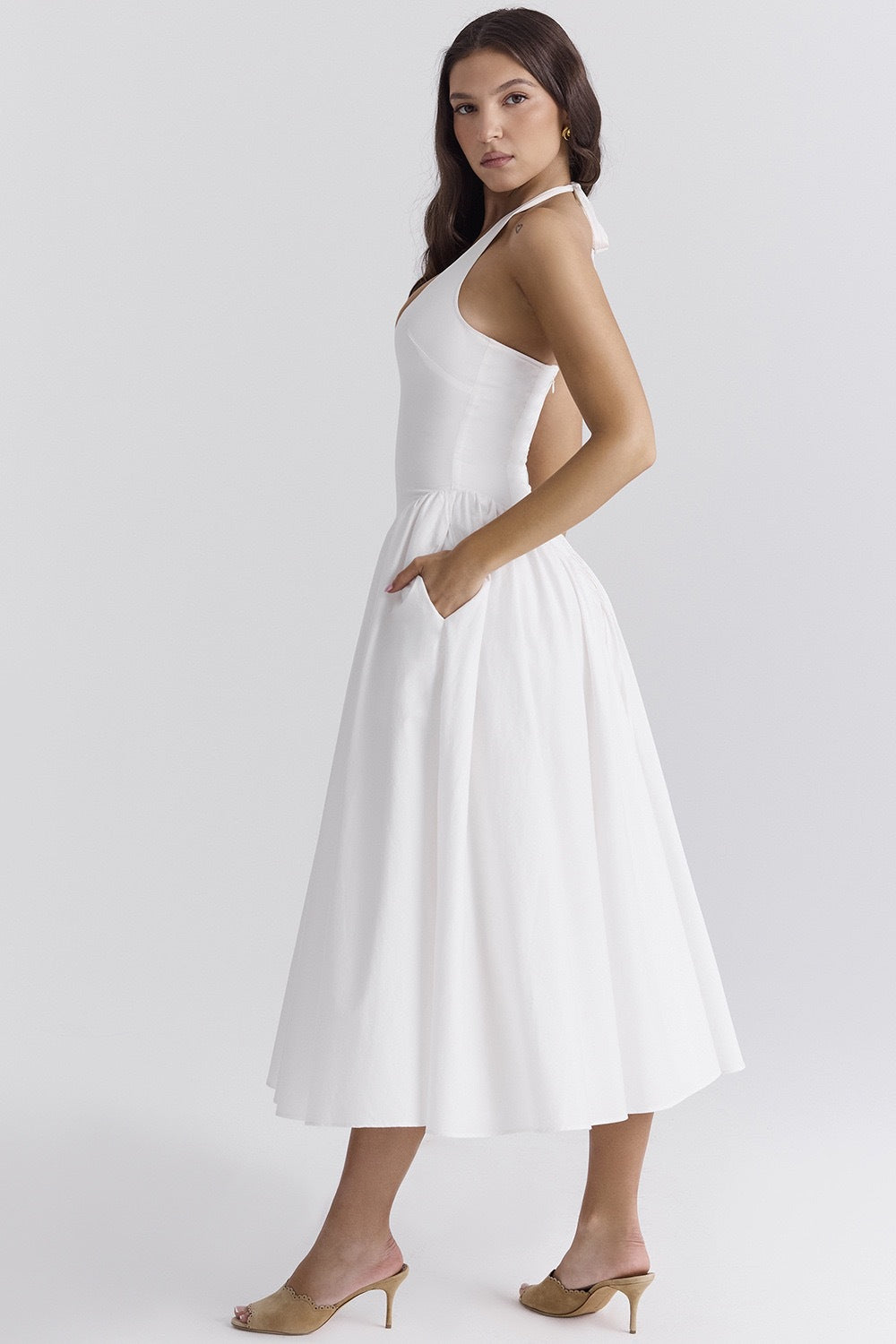 Vestito lungo midi senza maniche in cotone bianco