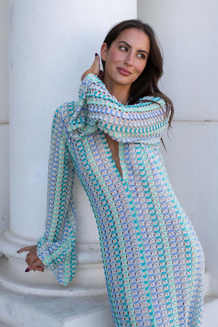 Vestito lungo bohémien con scollo a V, maniche a campana, motivo a onde a righe e crochet per vacanze in spiaggia