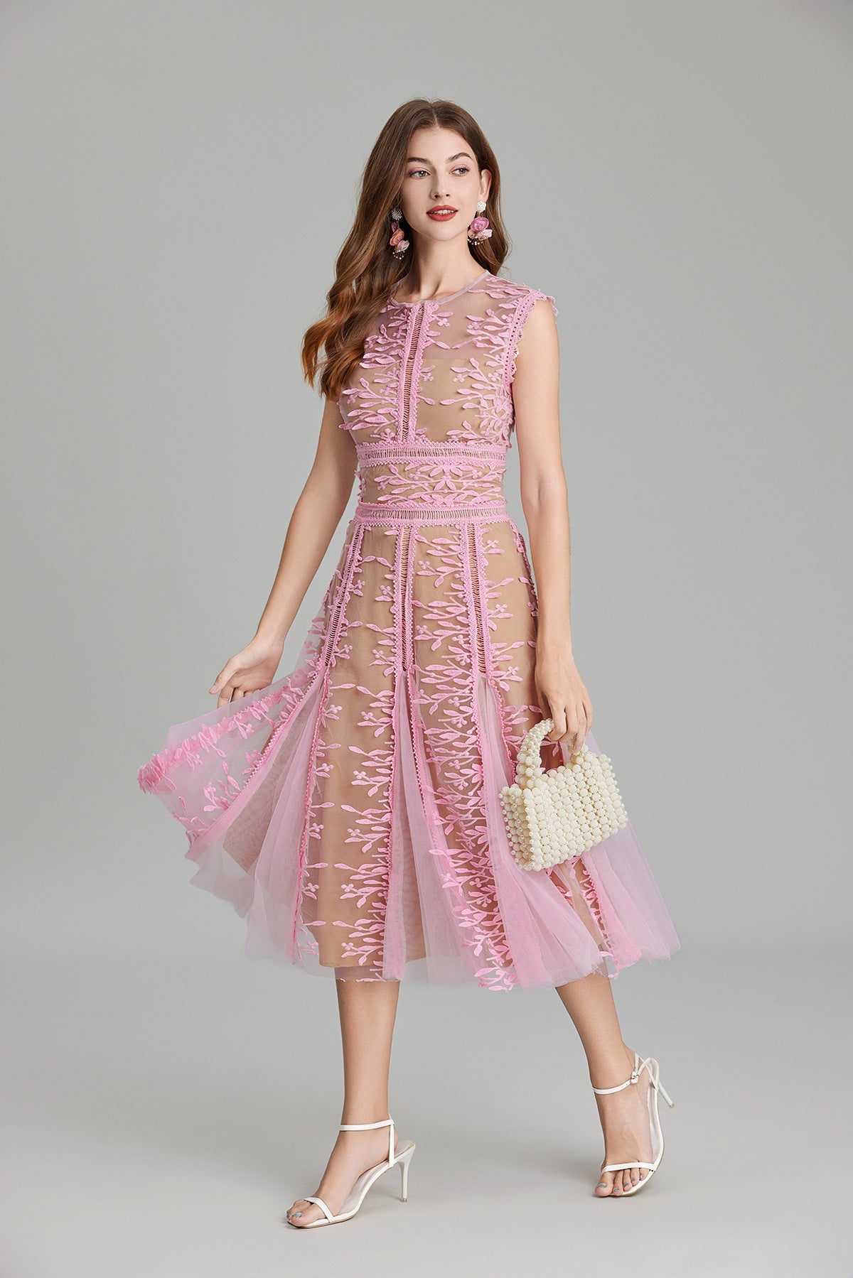 Vestito Midi in Pizzo con Collo Rotondo Maëlle Beige