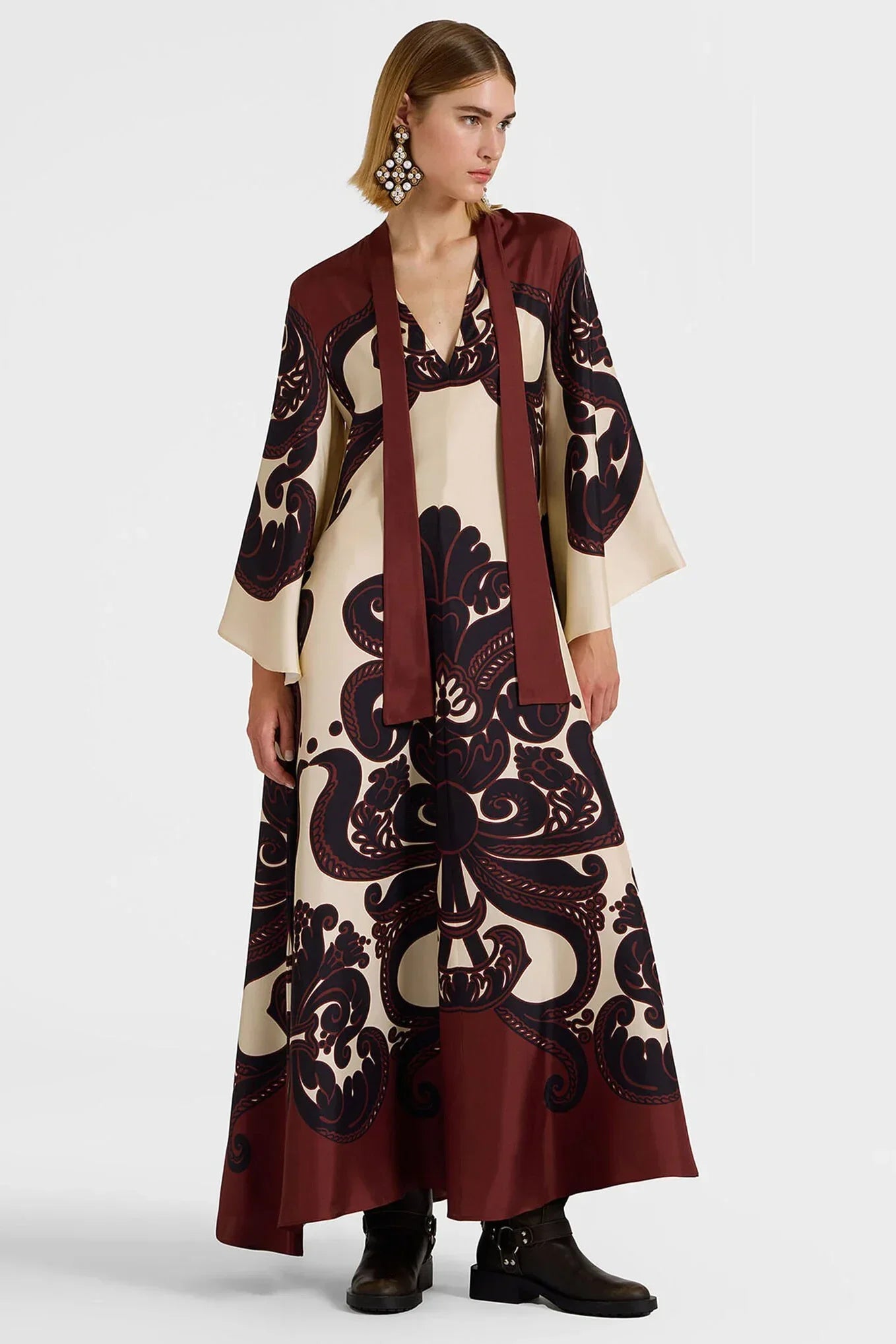 Vestito in satin con stampa di grenadella