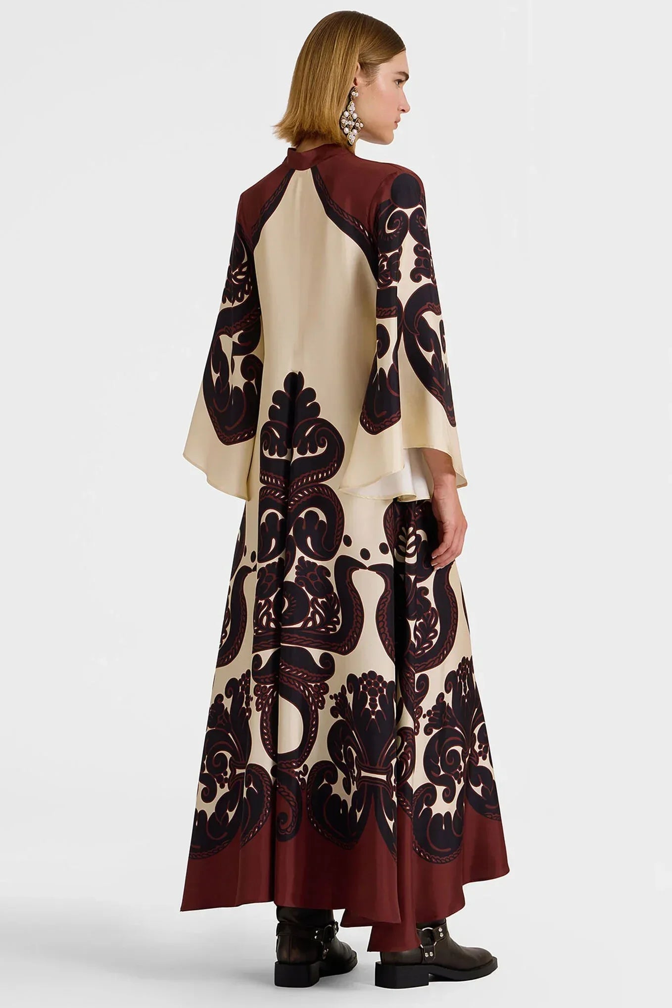 Vestito in satin con stampa di grenadella