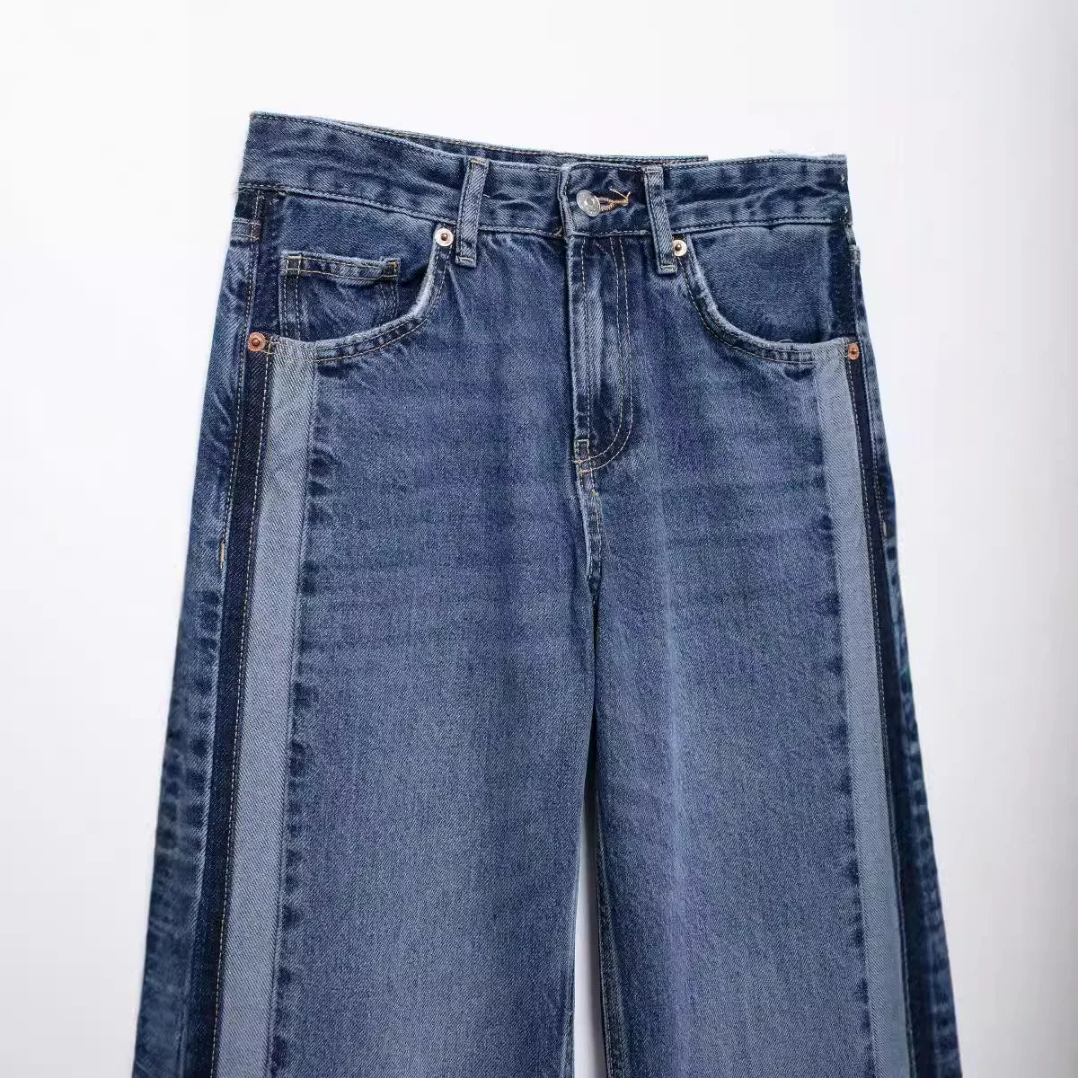 Jeans con Pannelli Largos