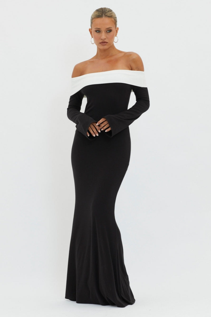 Vestito Maxi in Maglia con Spalle Scoperte Aeris