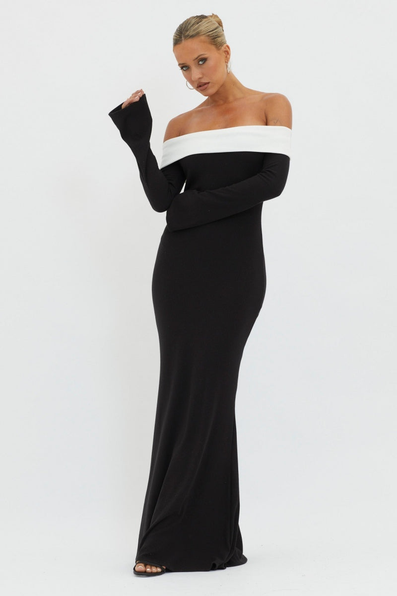 Vestito Maxi in Maglia con Spalle Scoperte Aeris