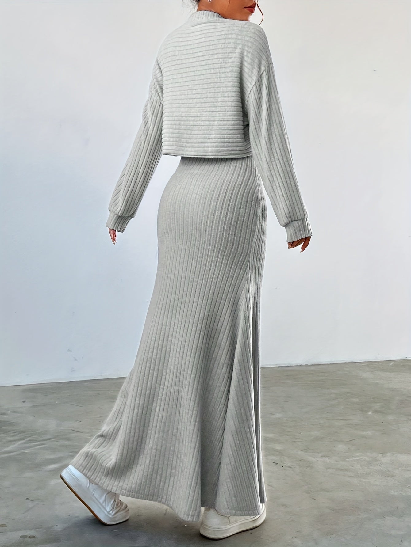 Vestito rilassato da donna + Maglietta gratuita