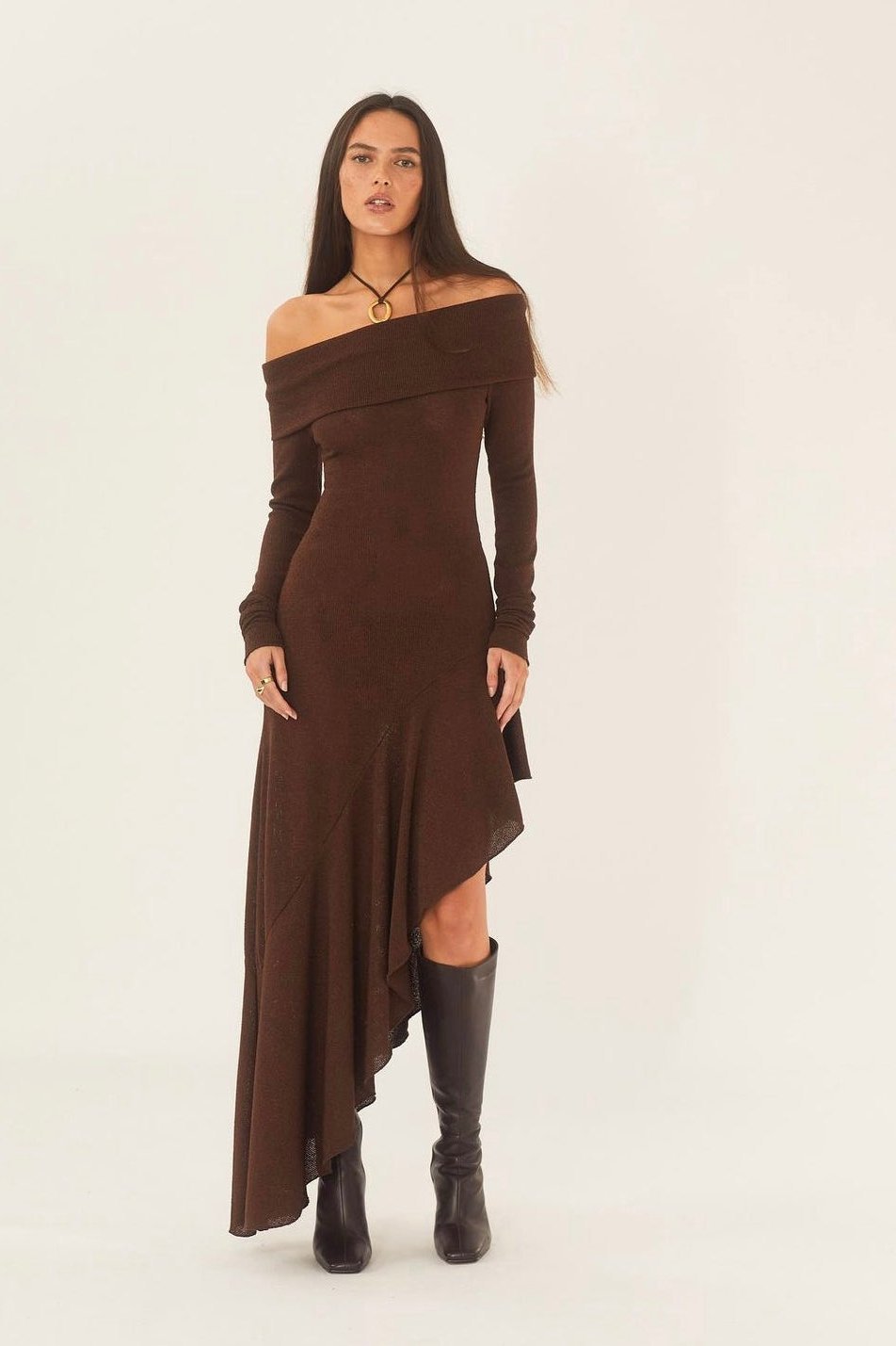 Vestito midi a coste con scollo alla barca e gonna svasata Alisa