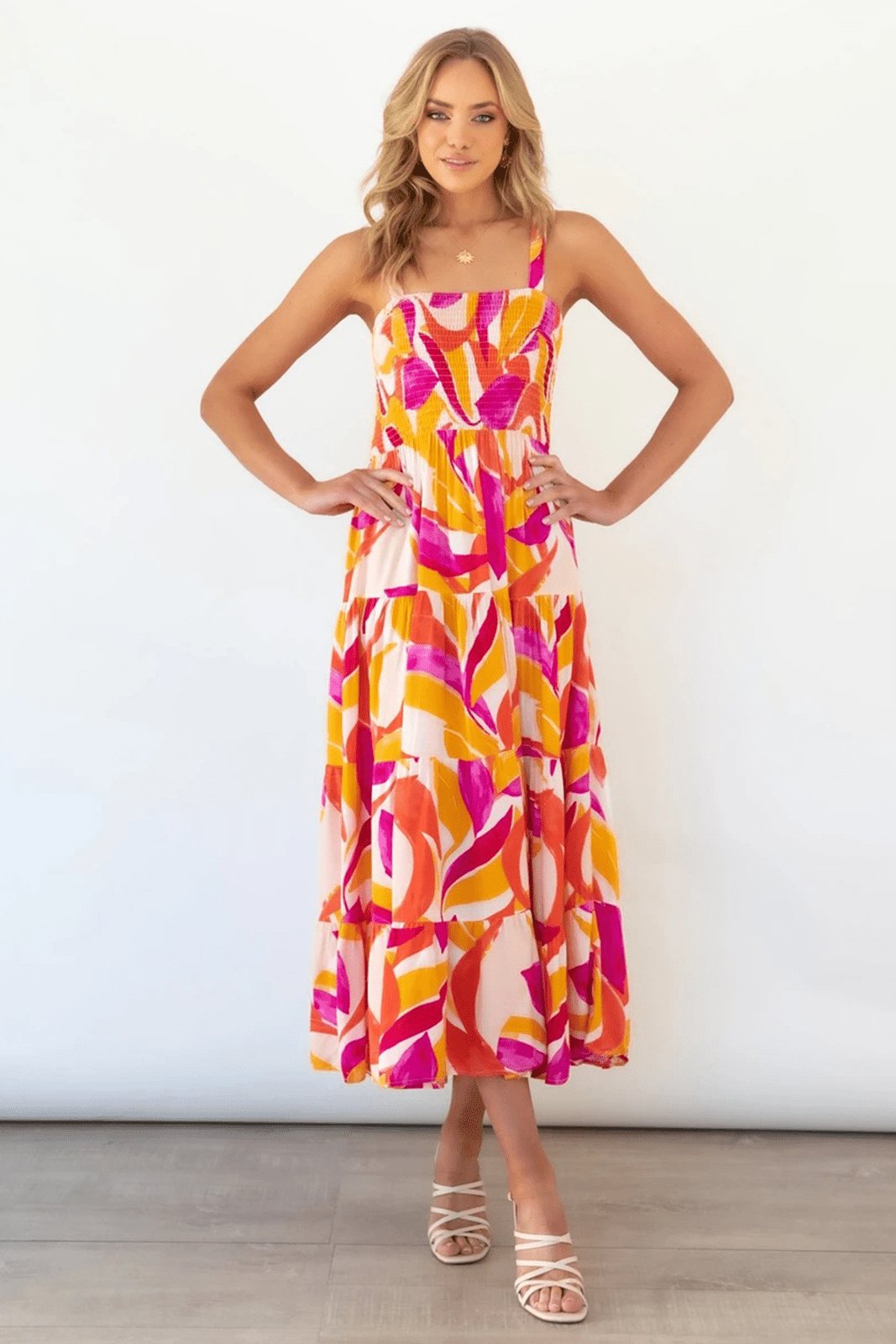 Vestito lungo estivo con scollo arricciato e stampa Andrea