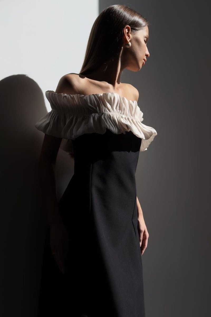 Vestito Maxi con Spalline Off Spalla e Volants Bonnie