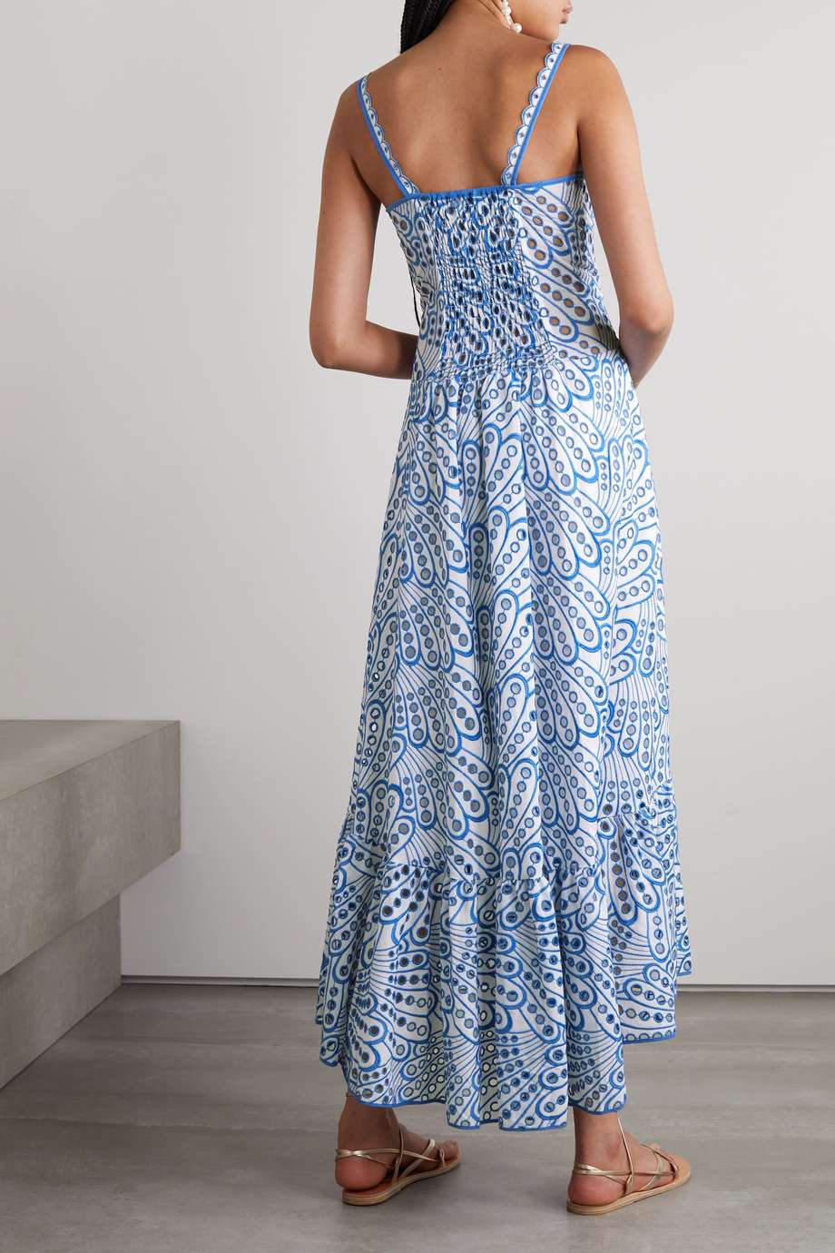 Vestito midi bustier in pizzo ricamato con doppio petto