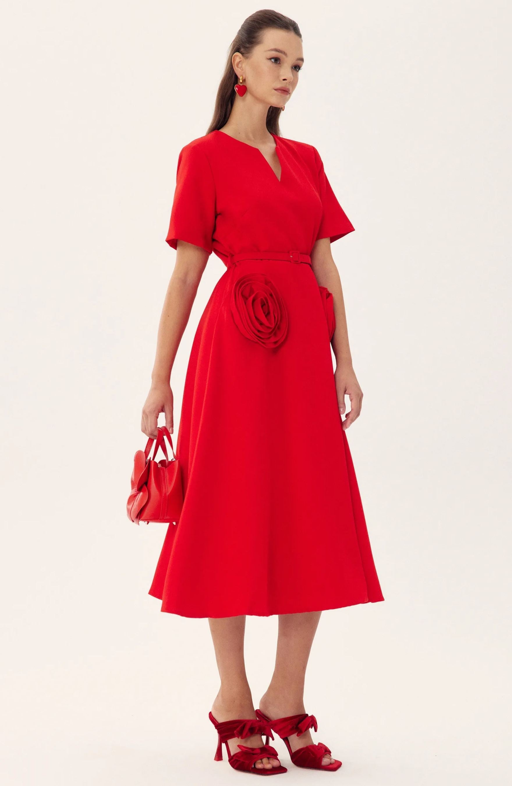 Vestito Midi con Applicazioni Floreali e Maniche Corte Grace