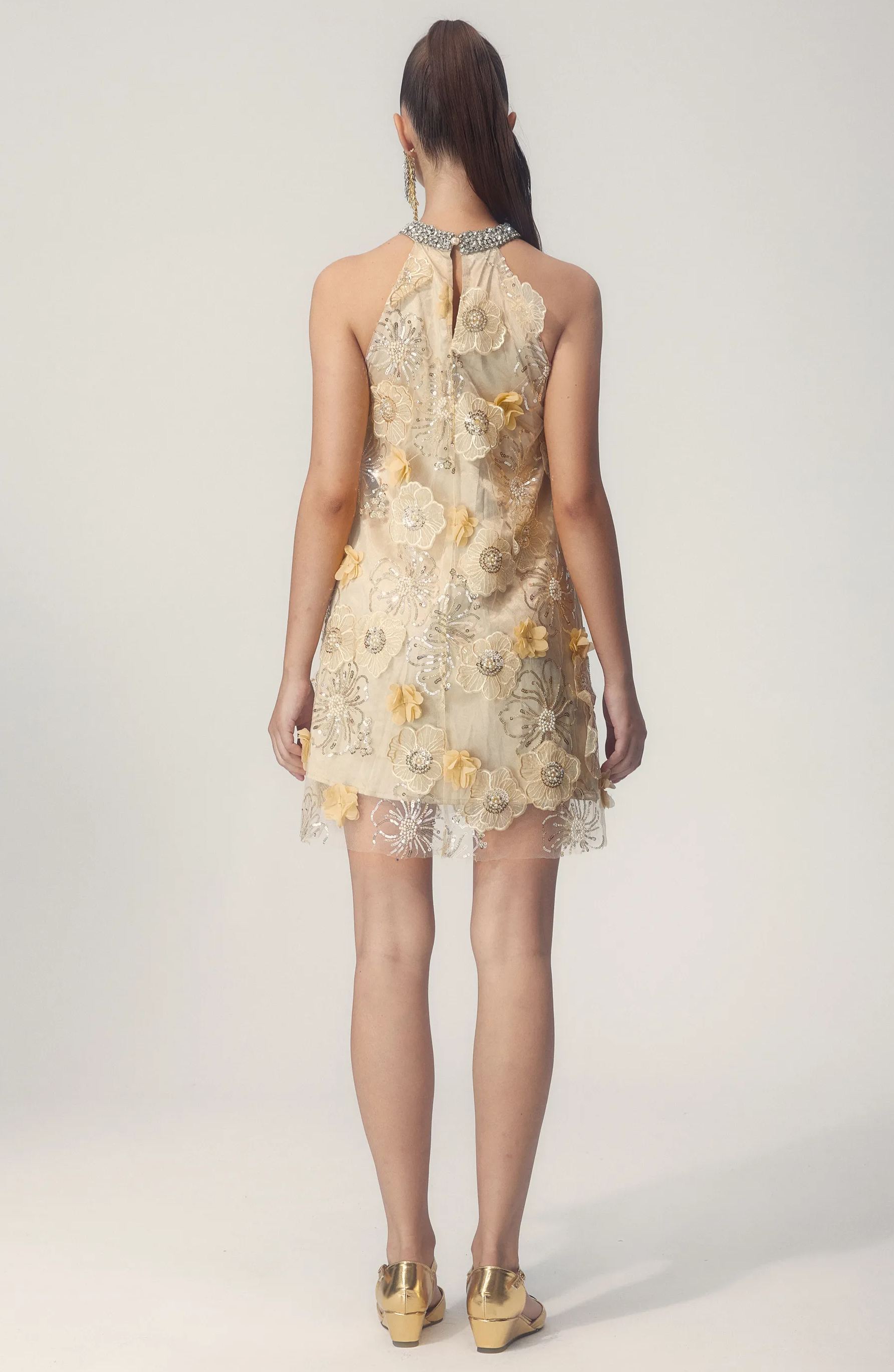 Vestito Mini con Increspature a Fiori e Sequin con Colletto a Base a Ella