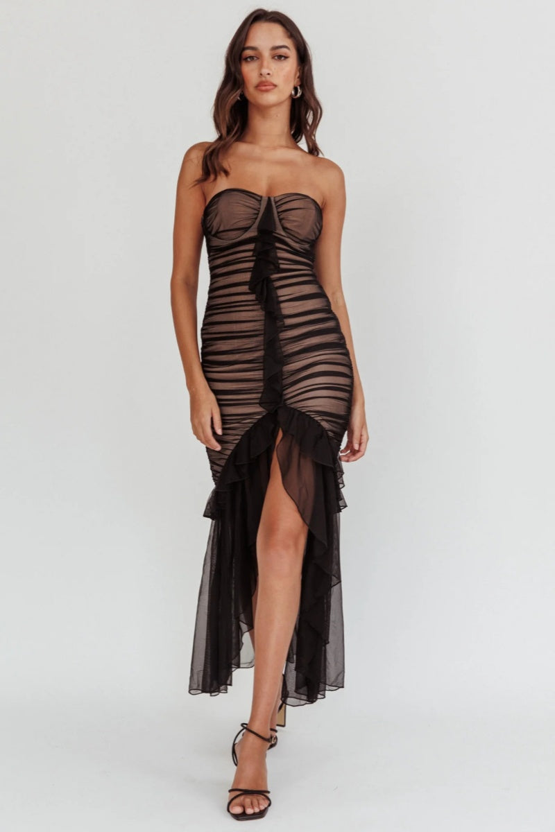 Vestito Midi in Mesh a Manica Spalla Scoperta con orlo Alto-Basso