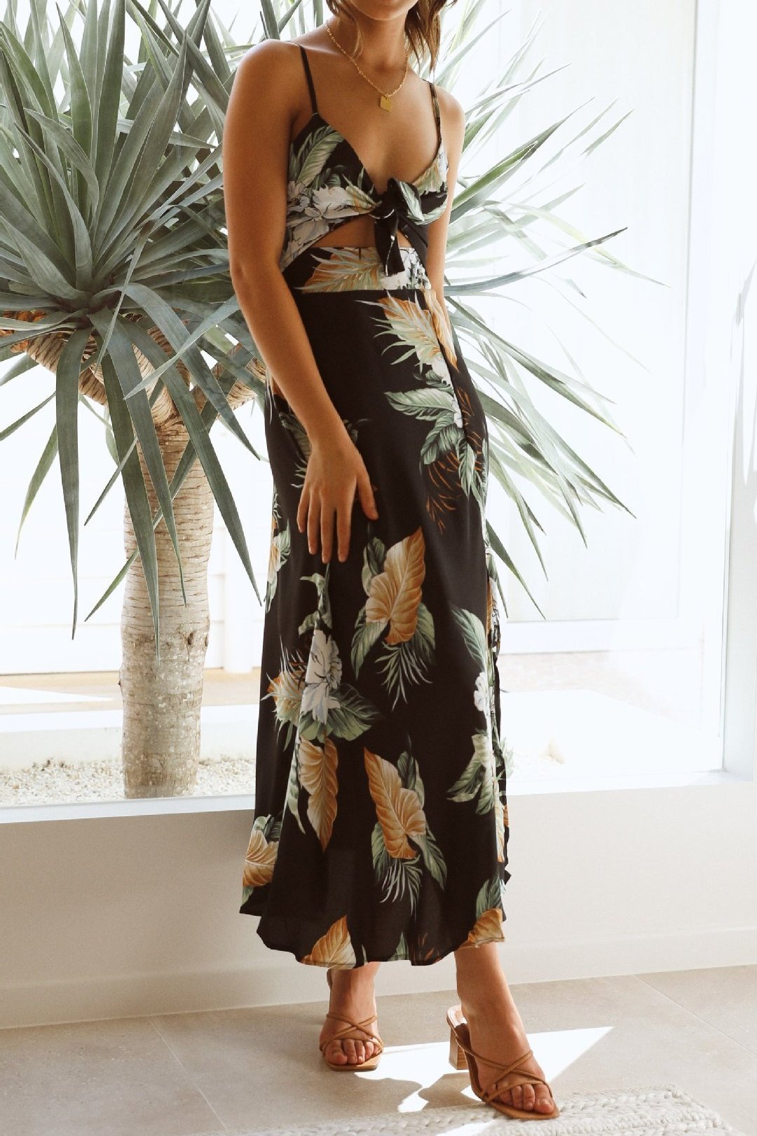 Vestito lungo maxi con nodo e stampa Melinda